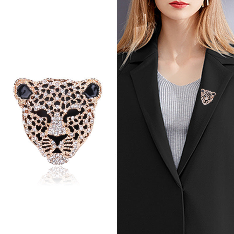Fashion Vintage Rhinestone Leopard Head Brooch Hollow Out Brooches