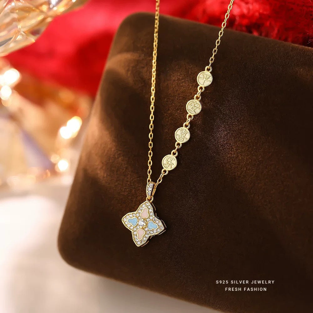 Clover Female Clavicle Chain Light Luxury Birthday Gift High Sense Necklaces