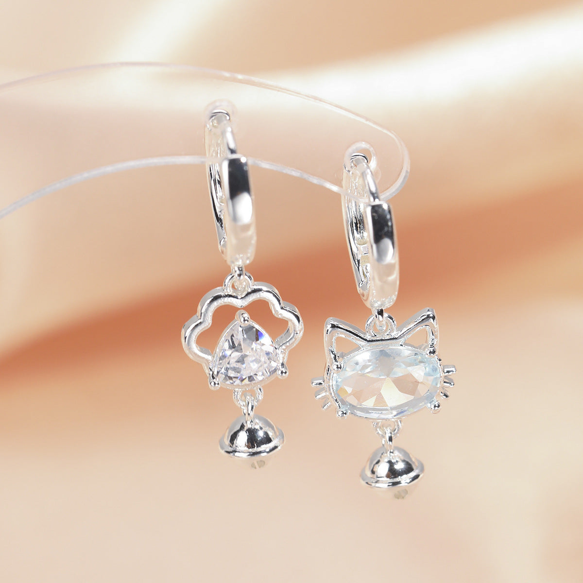 Cat Claw Crystal Creative Irregular Shaped Sier Needle Earrings