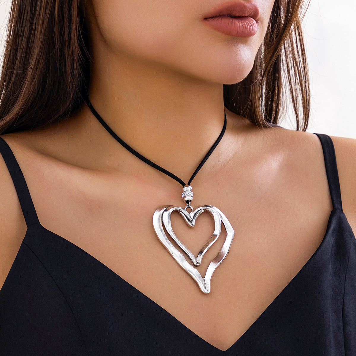Women's Simple Adjustable Flannel Wax Line Exaggerated Sweet Cool Big Love Collar