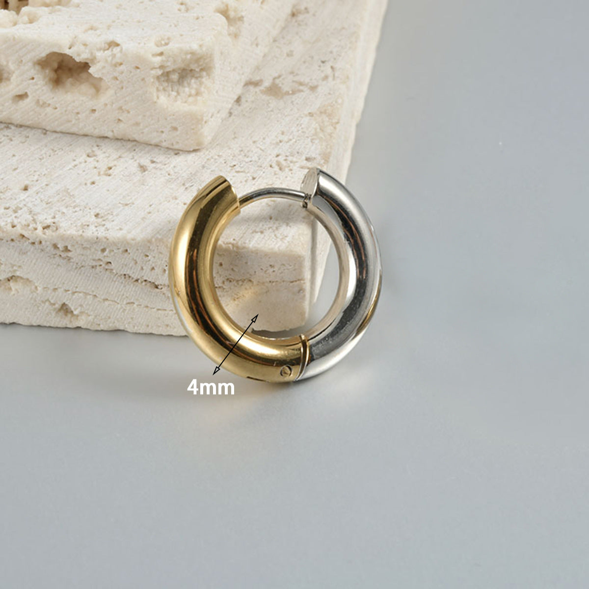 Women's & Men's Ear Clip Simple Personality Fake Auricle Earrings