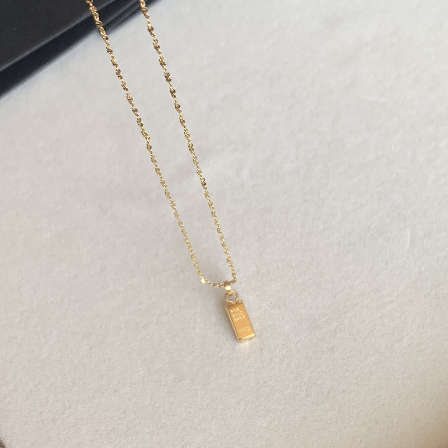 Temperamental Minority Titanium Steel Female Clavicle Thin Necklaces