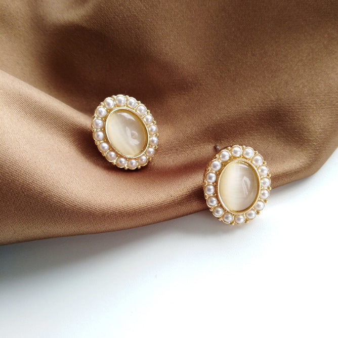 Simple Oval Cat Eye Stylish French Earrings