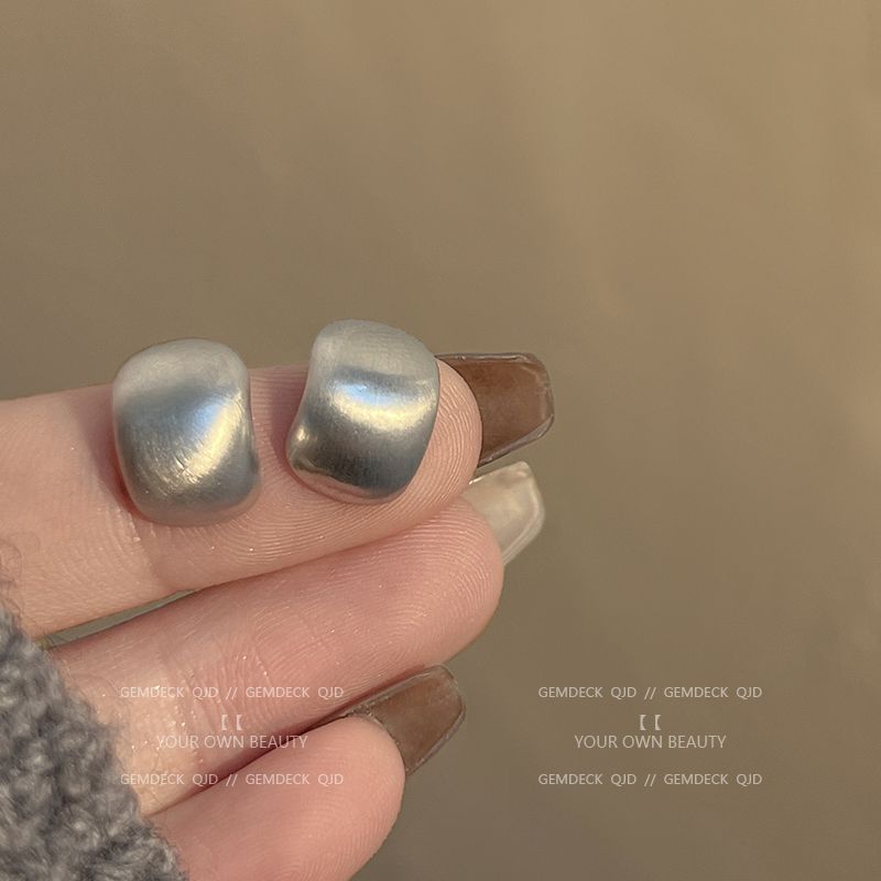 Temperament Niche Ear Jewelry Light Luxury Earrings