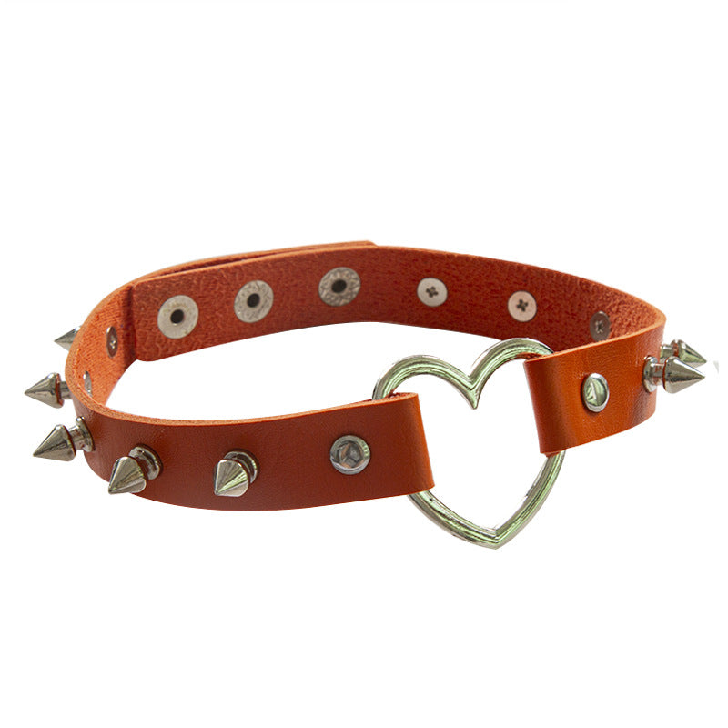 Pointed Rivet Leather Peach Heart Love Clavicle Chain Neck Collar