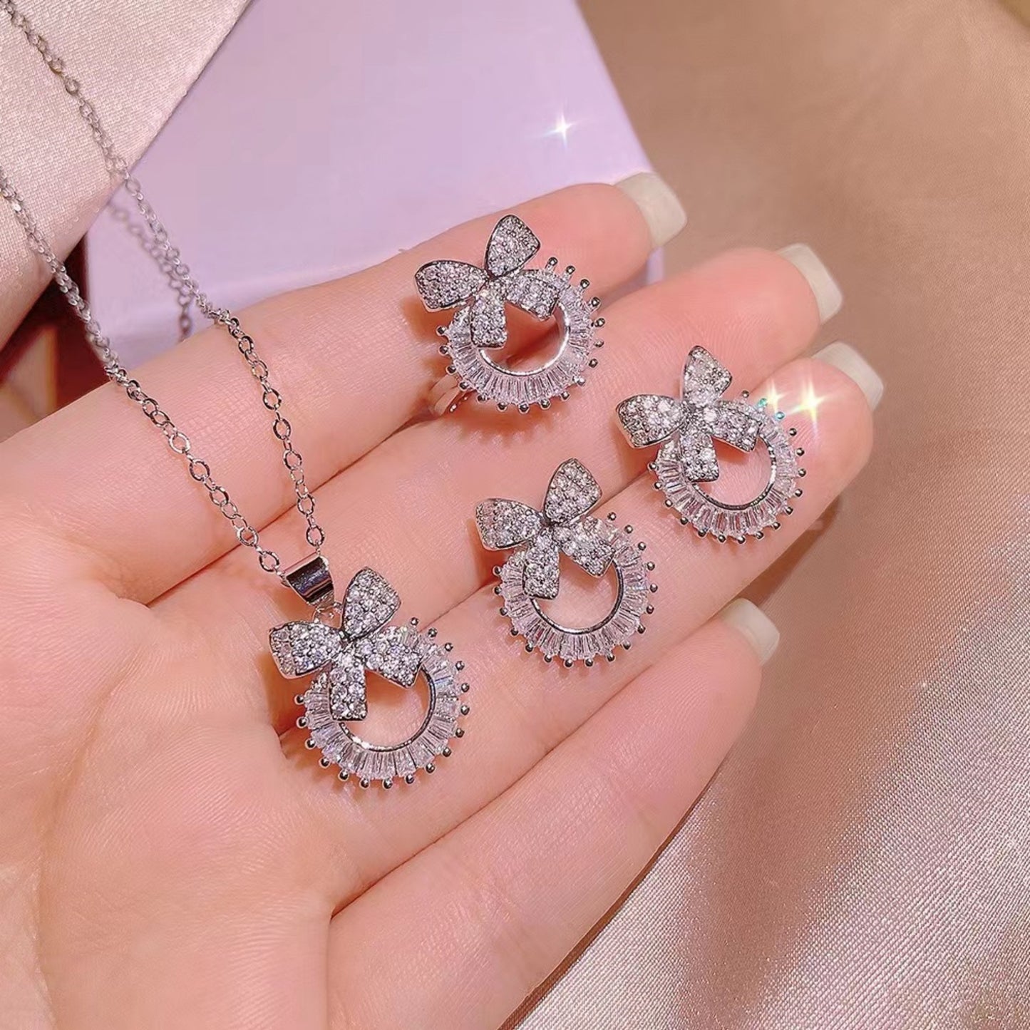 Bow Zircon Flower Minority Simple High Necklaces