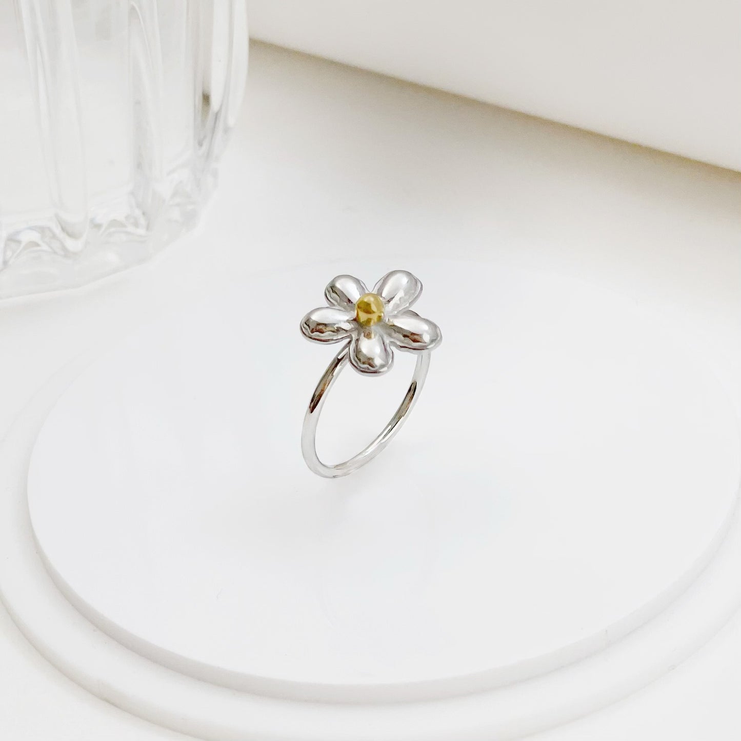 Women's Personality Flower Clavicle Chain Temperament Design Necklace