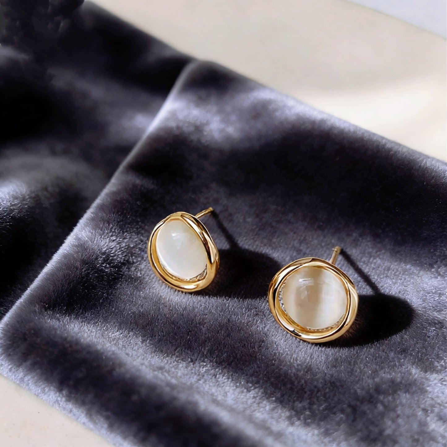 Opal High-grade Geometric Square Round Light Luxury Stud Earrings