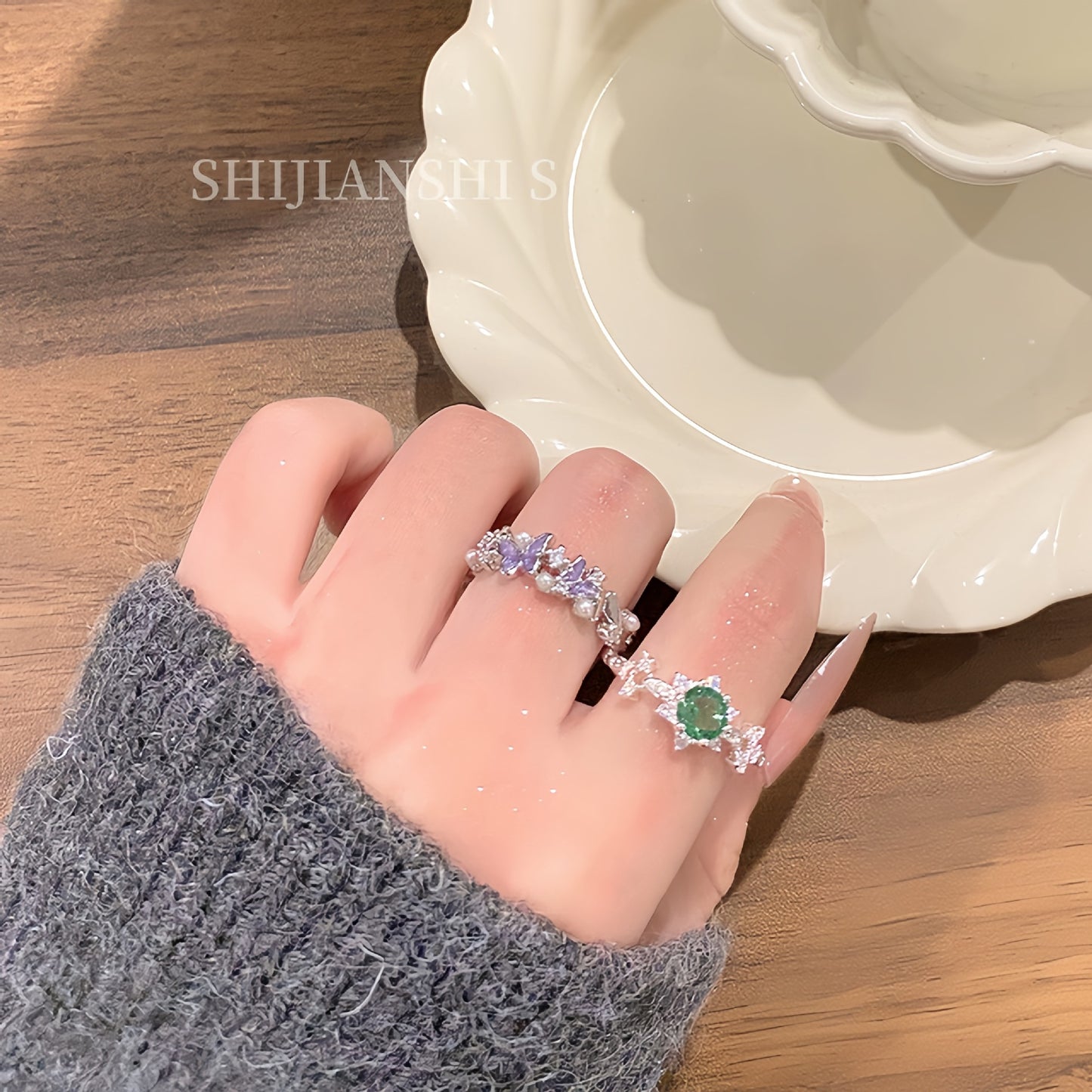 Cut Diamond In The Debris Female Simple Compact Design Geometric Ring