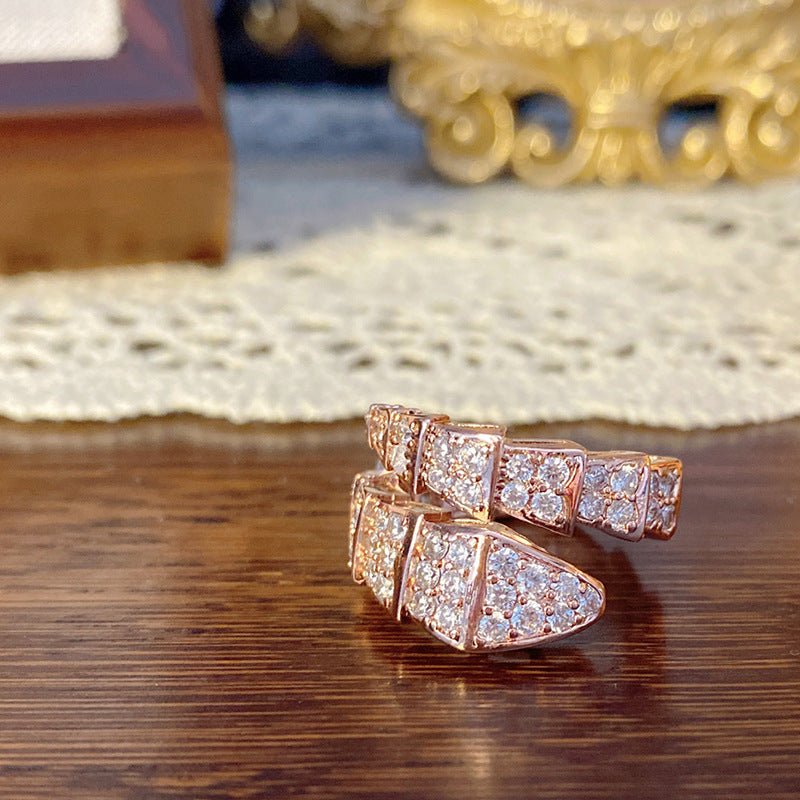 Palace Rose Golden Lace Hollow Open End Expensive Rings