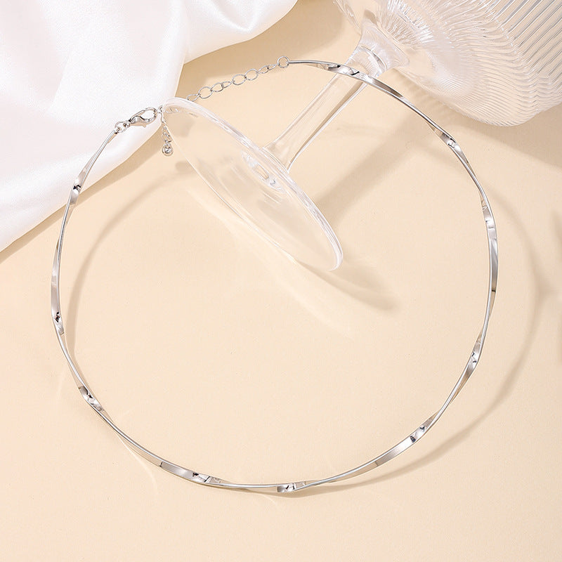 Women's Piece Minimalist Style Metal Twist Line Choker Daily Trendy Necklaces