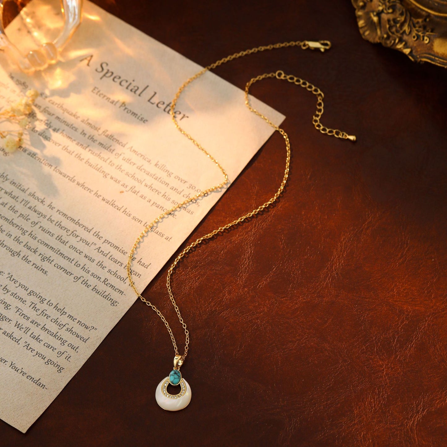Hollow High-grade Blue Turquoise Clavicle Chain Necklace