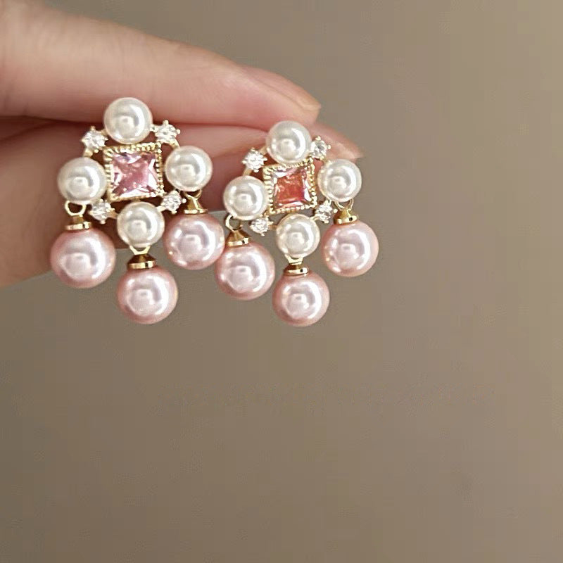 Women's Style Vintage Pearl Geometric Exaggerated Fashion Ear Special Earrings