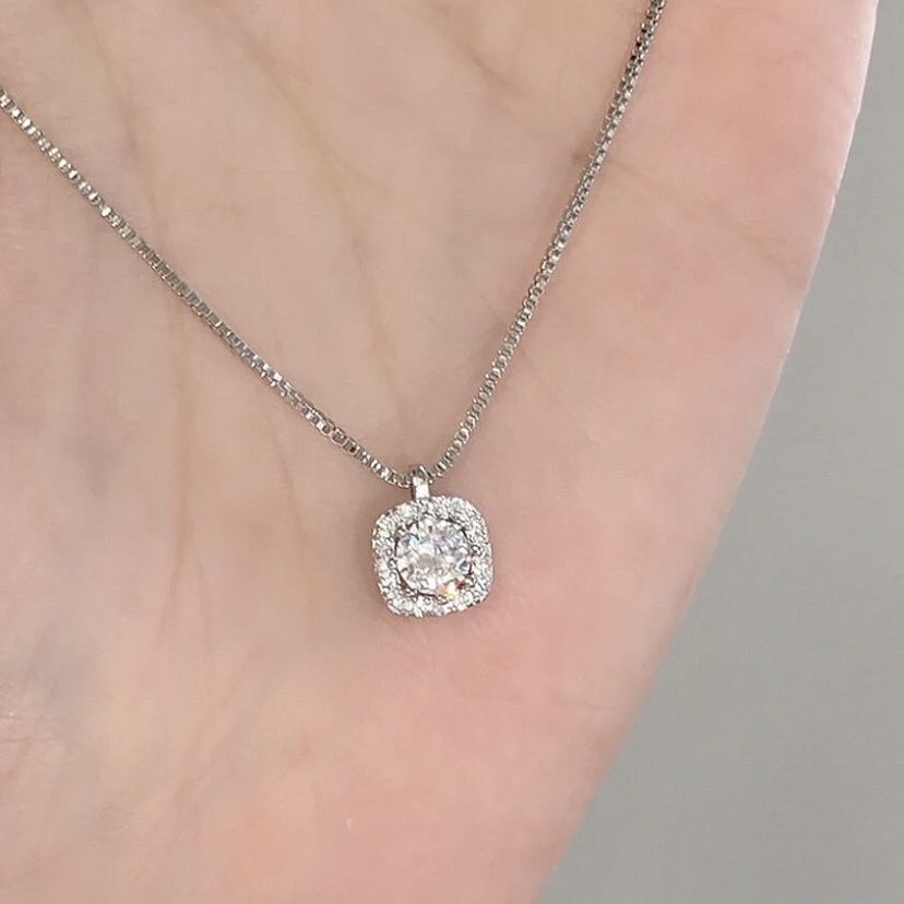 Clavicle Temperament Ginkgo Leaf Dignified Sense Of Design Necklace