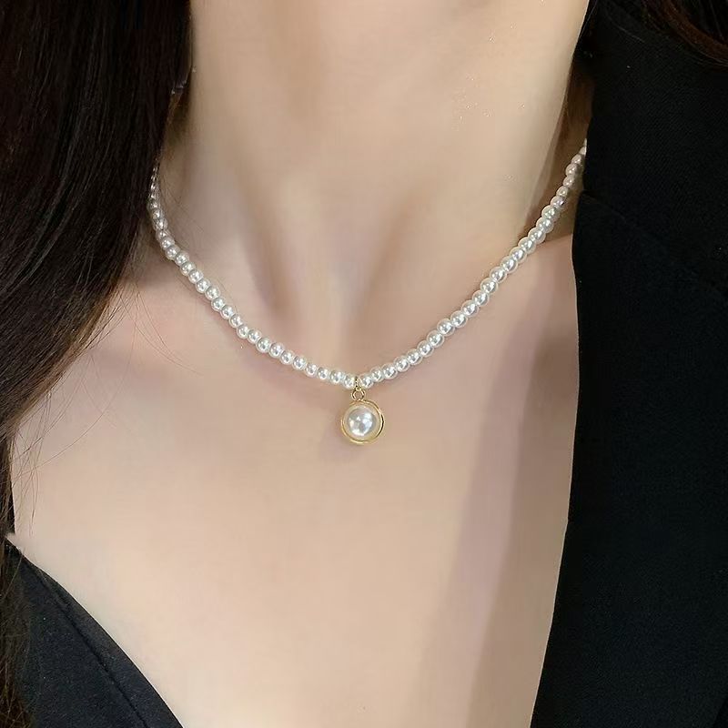 Women's Pearl Light Luxury Minority High-grade Clavicle Chain Necklaces