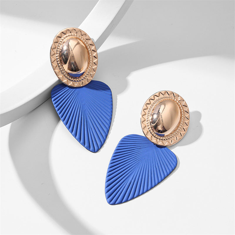 Women's Summer Leaves Fashion Design Sense Alloy Earrings