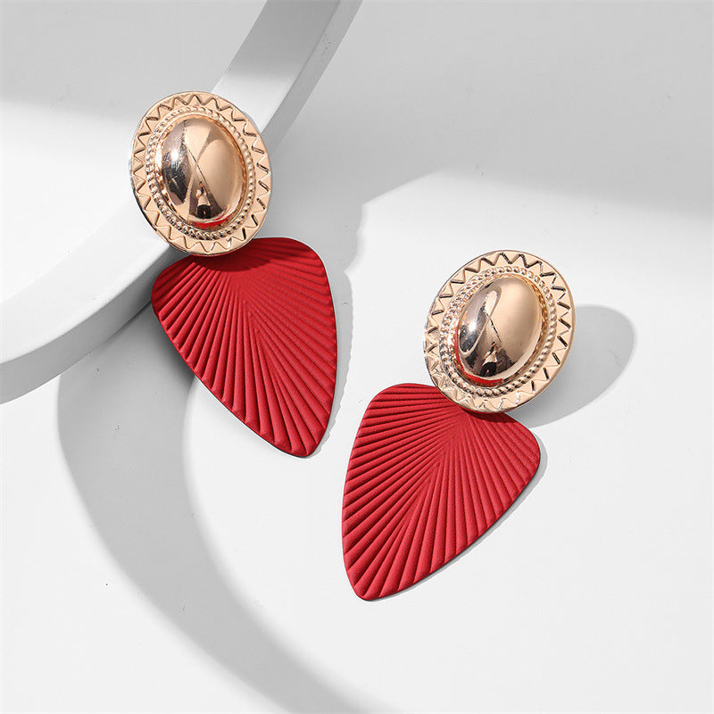 Women's Summer Leaves Fashion Design Sense Alloy Earrings