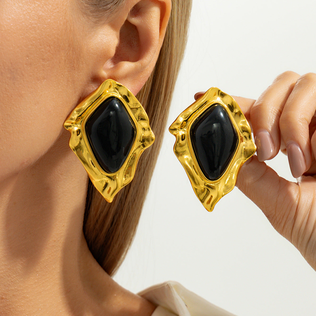 Resin Gemstone Retro Geometric Irregular Pleated Stud Earrings