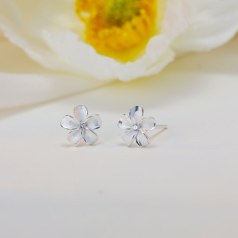 Women's Gardenia High-grade Personality Style Zircon Flower Mori Earrings