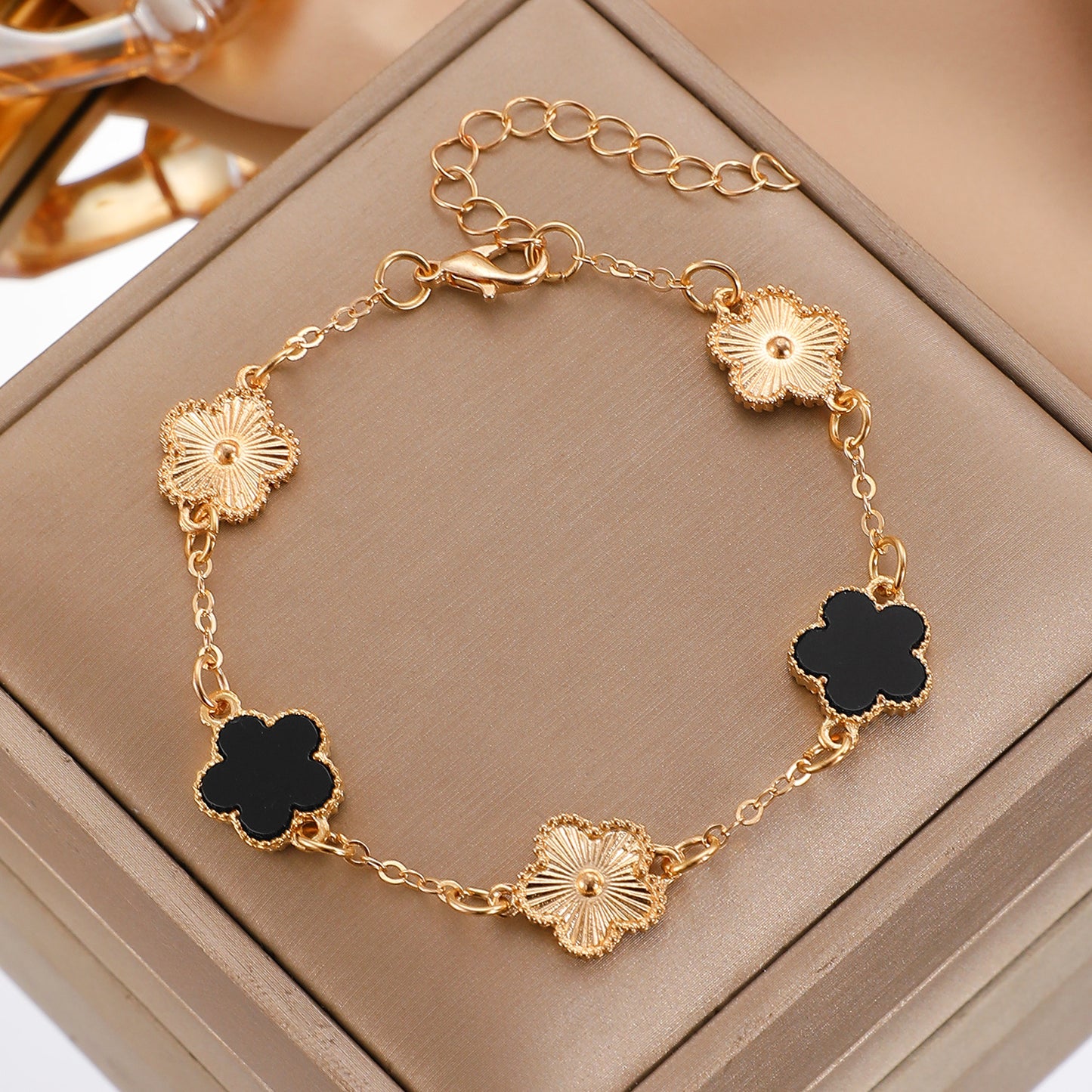 Lucky Flower Parthenocissus Grass Ear Female Jewelry Set