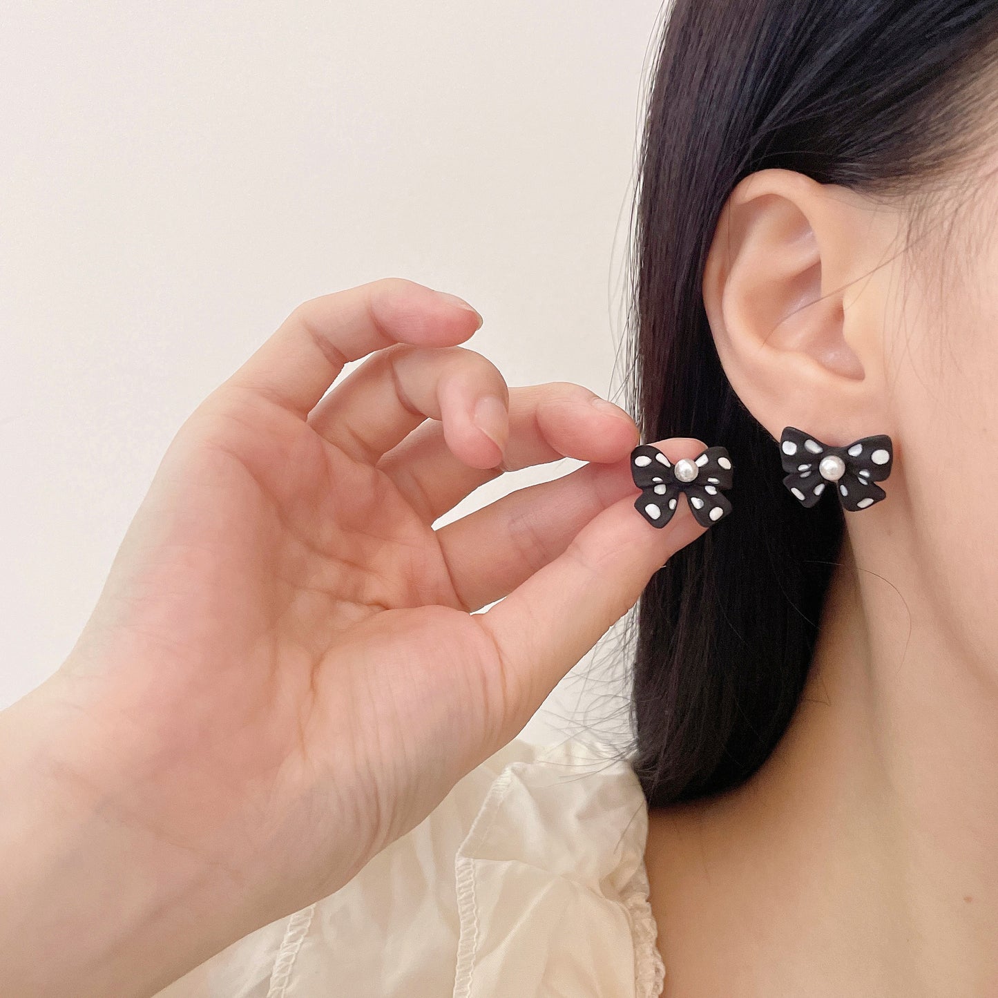Gentle Temperament Polka Dot Bow Female Earrings
