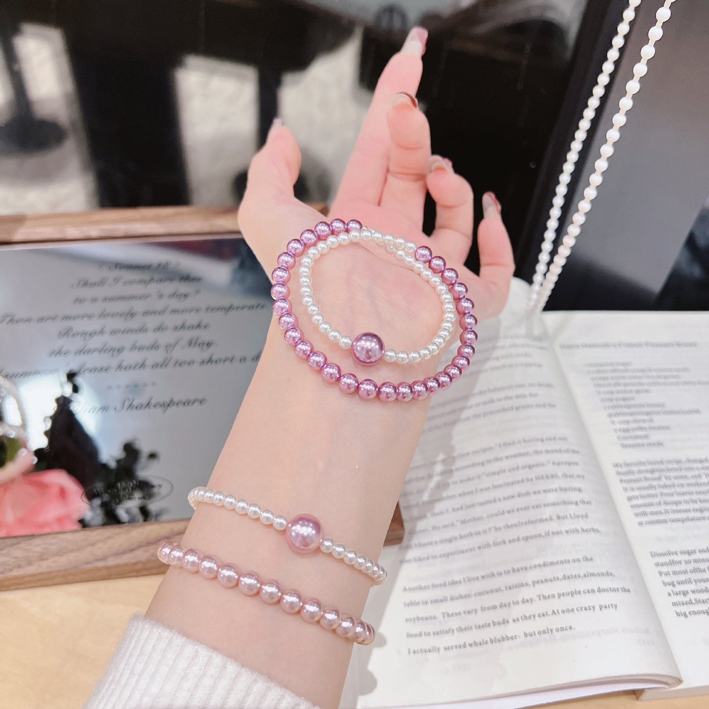 Women's Pearl Series Classic High-grade Temperament Style Bracelet