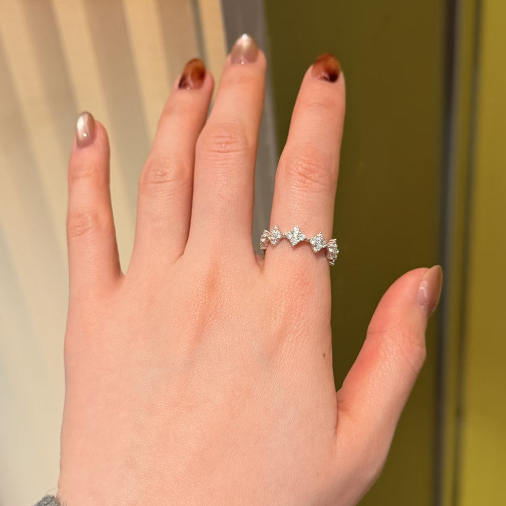 Shining Clover Female Light Luxury Couple Ring