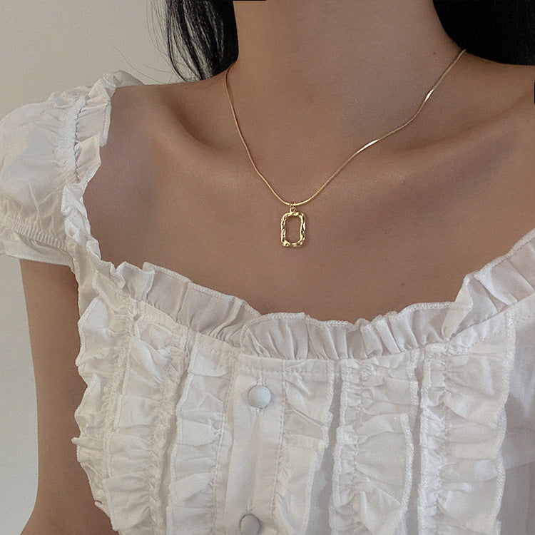 Women's Simple Graceful Elegant Fashion Personality Clavicle Necklaces