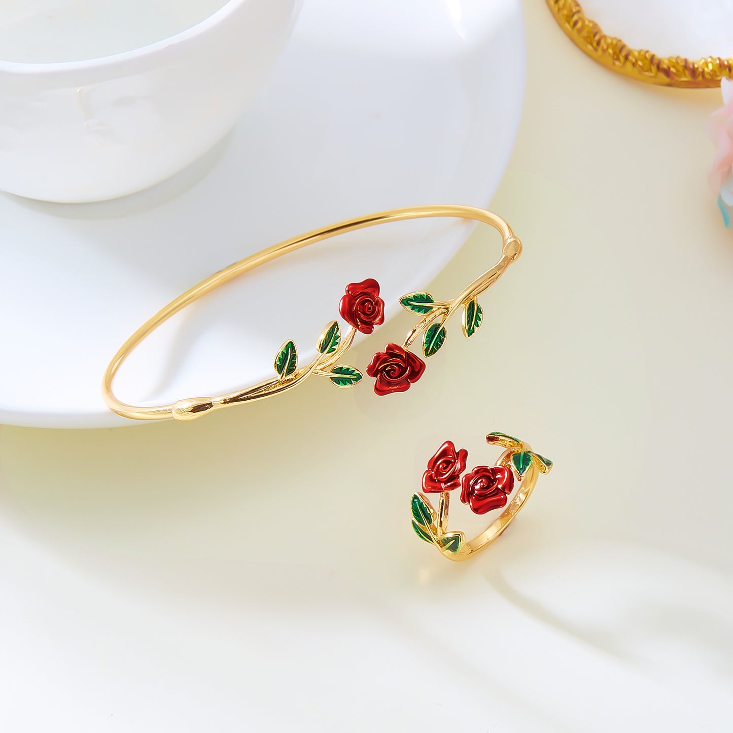 French Romantic Oil Dripping Red Rose Flower Design Light Luxury Bracelets