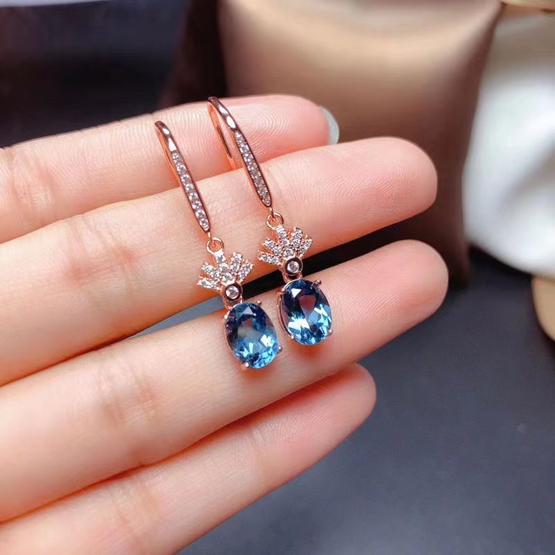 Gem Imitation Natural Mopping Pad London Earrings