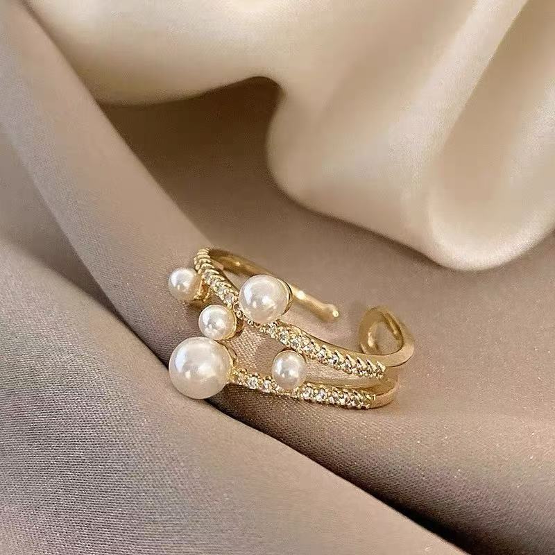 Women's Korean Simple Irregular Diamond Open-end Pearl Rings