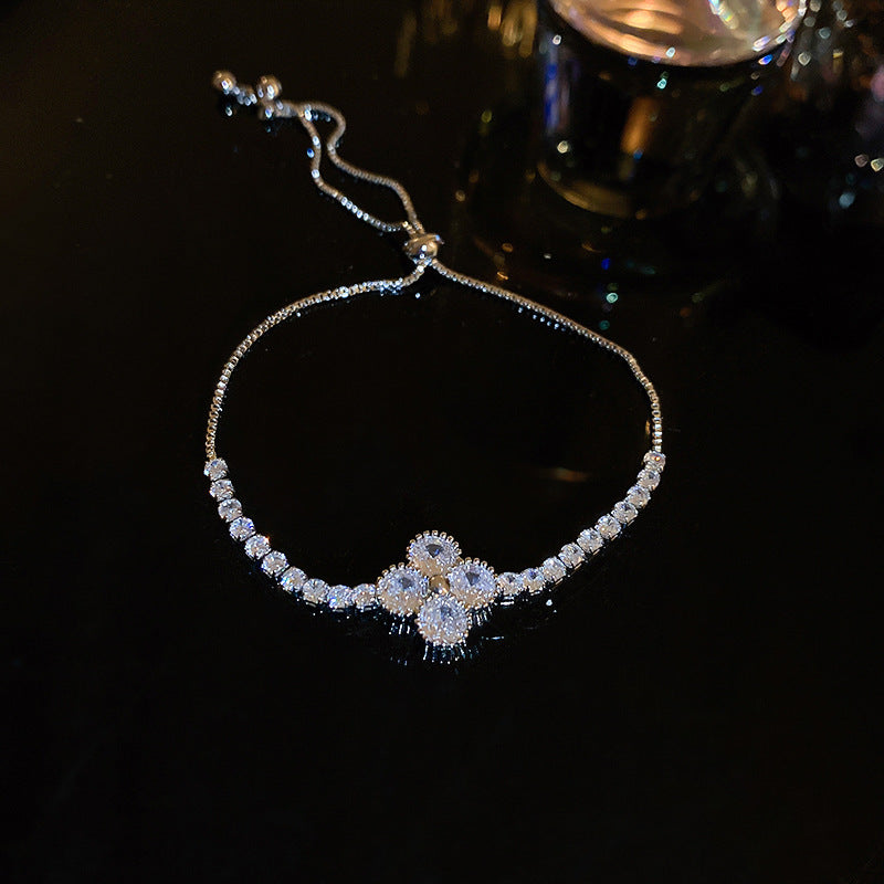 Women's Austrian Bright Gem Flower Light Luxury High-grade Court Style Fashion Bracelets