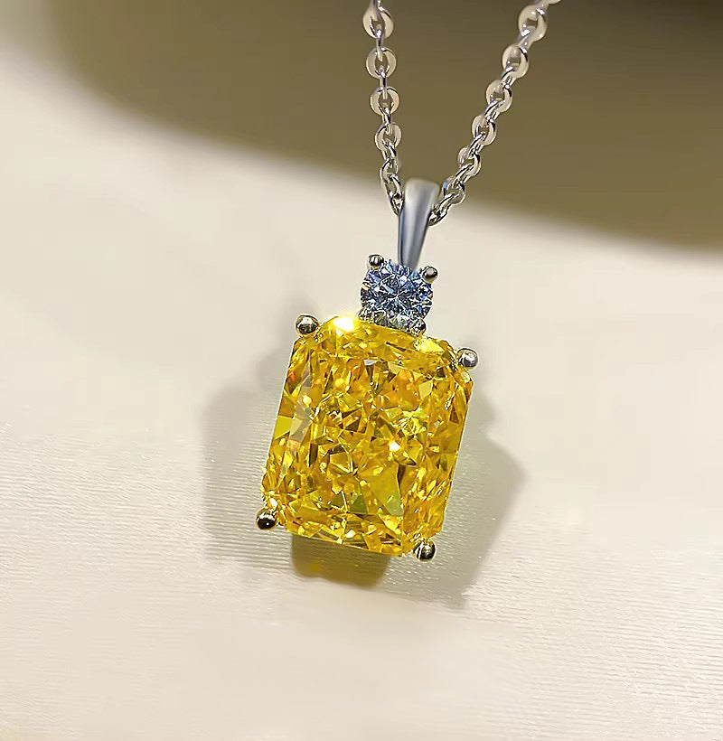 Luxury Perfume Bottle Inlaid With Radient Colored Jewelry Set