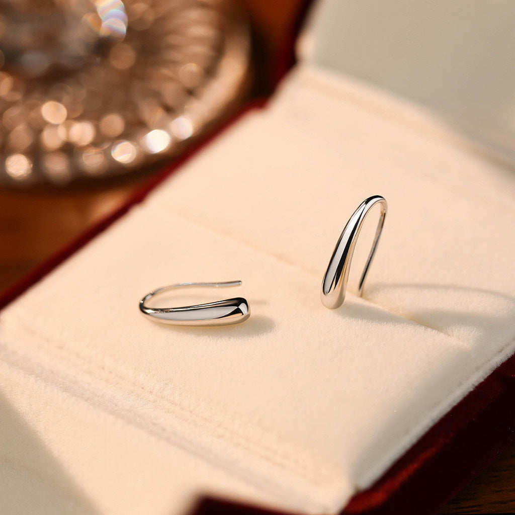 Women's Simple Cold Style Exquisite Petite Titanium Steel Earrings