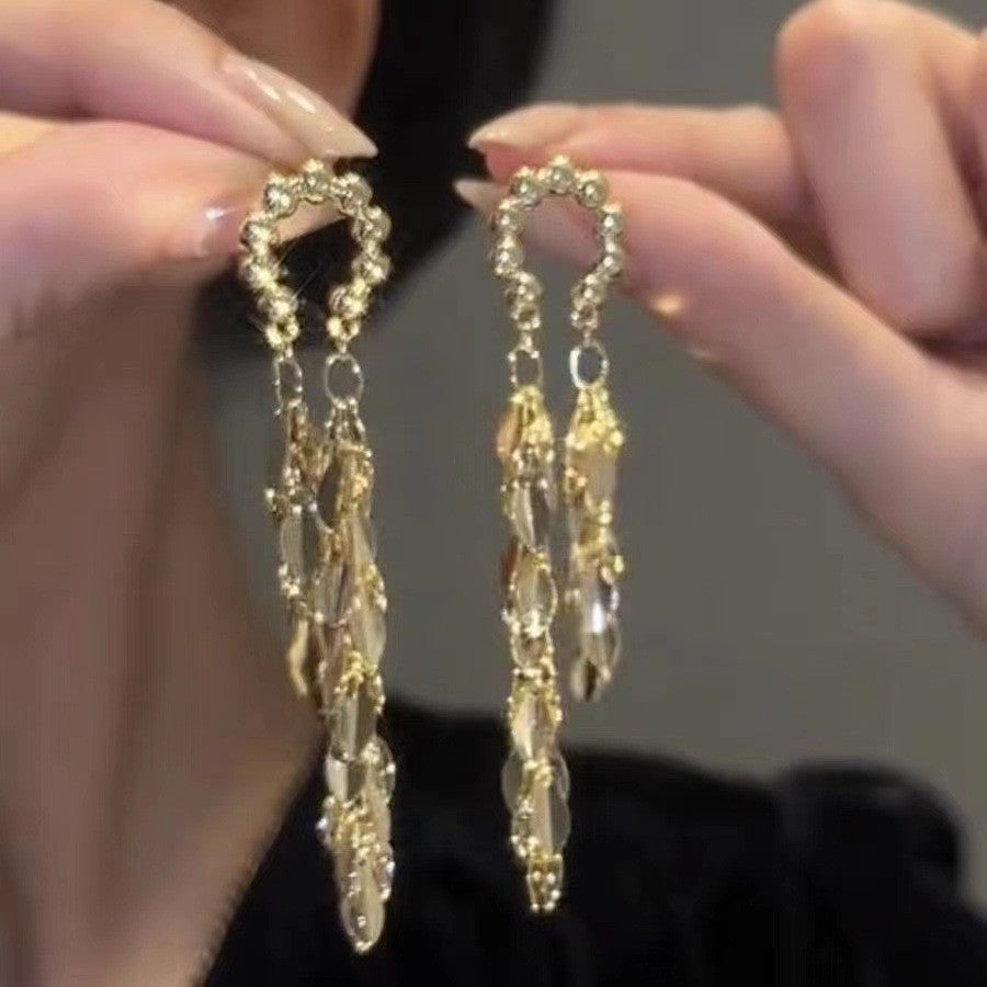Luxury Fashion Versatile Elegant High-grade Sweet Cool Personality Earrings