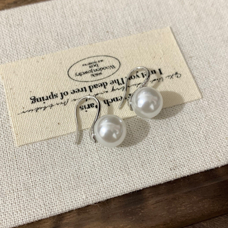 Luxury Simplicity Polo Pearl Fashion Generous Earrings