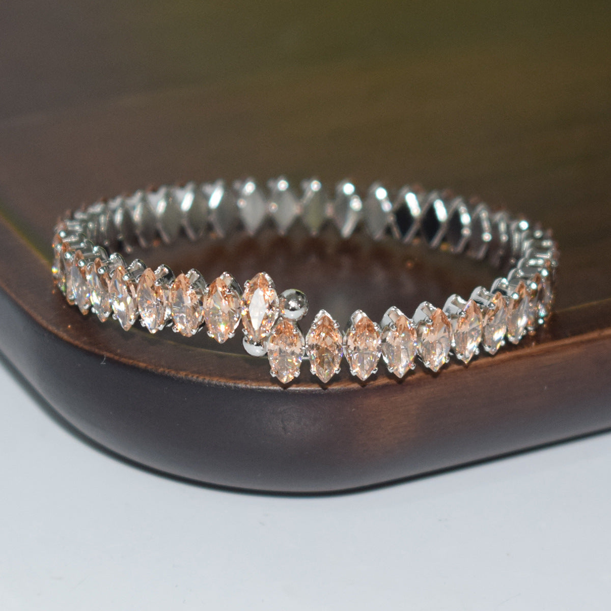 Women's Full Zircon Collar Hand Ear Three-piece Oval Jewelry Set