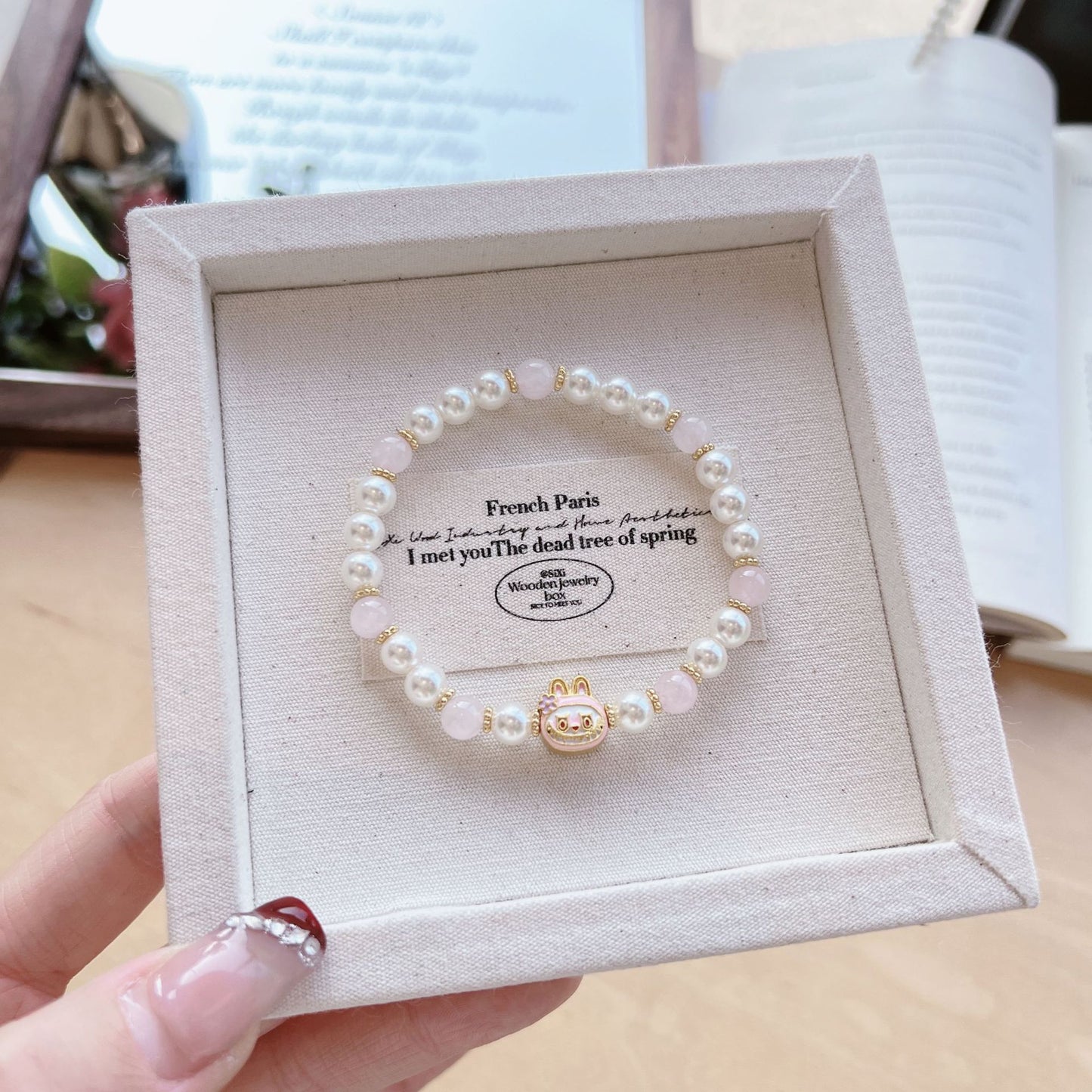 Women's Pearl Series Classic High-grade Temperament Style Bracelet