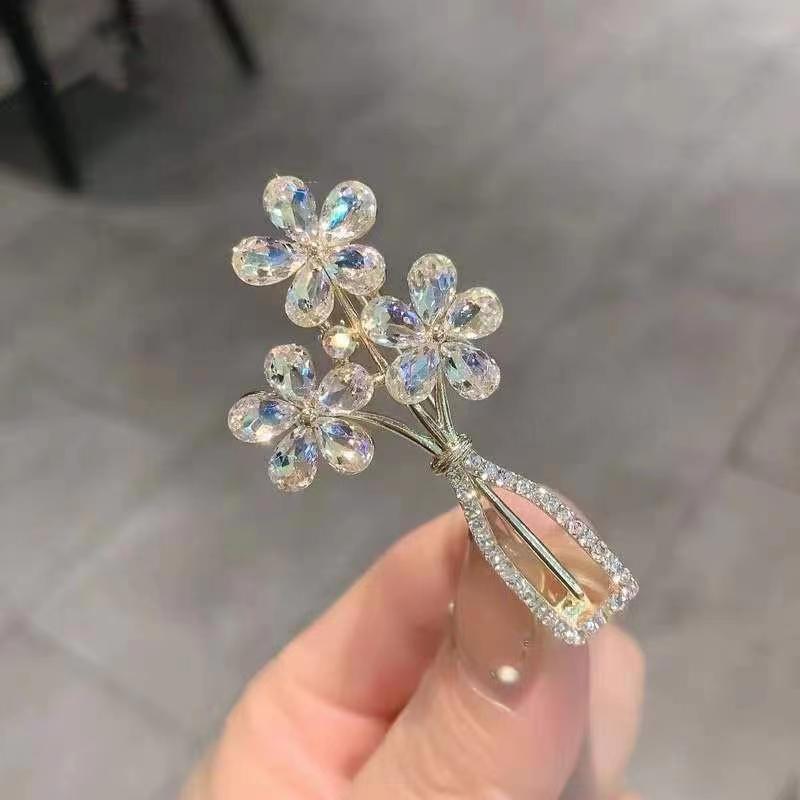Fashionable Corsage Brooch Female Butterfly High-grade Brooches