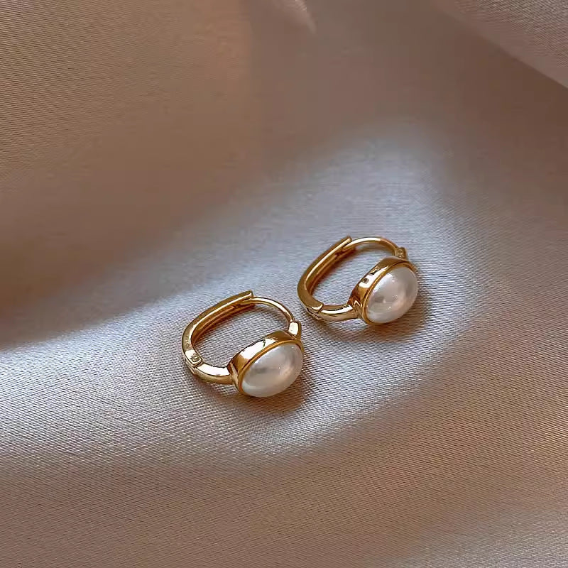 Quality Sier Korean Style Simple Light Stud Earrings