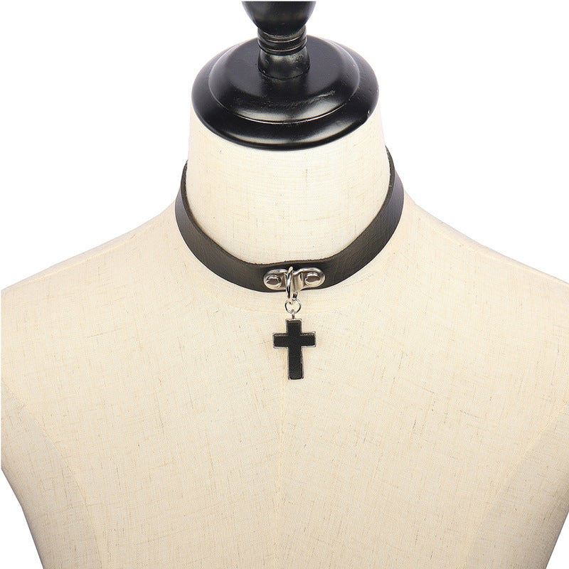 Gothic Leather Punk Cross Clavicle Chain Collar