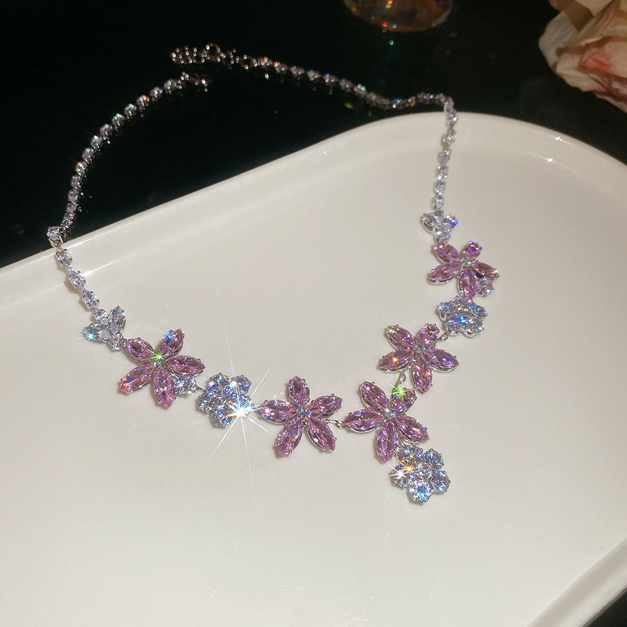 Women's Luxury Minority Clavicle Chain Palace Style Jewelry Set
