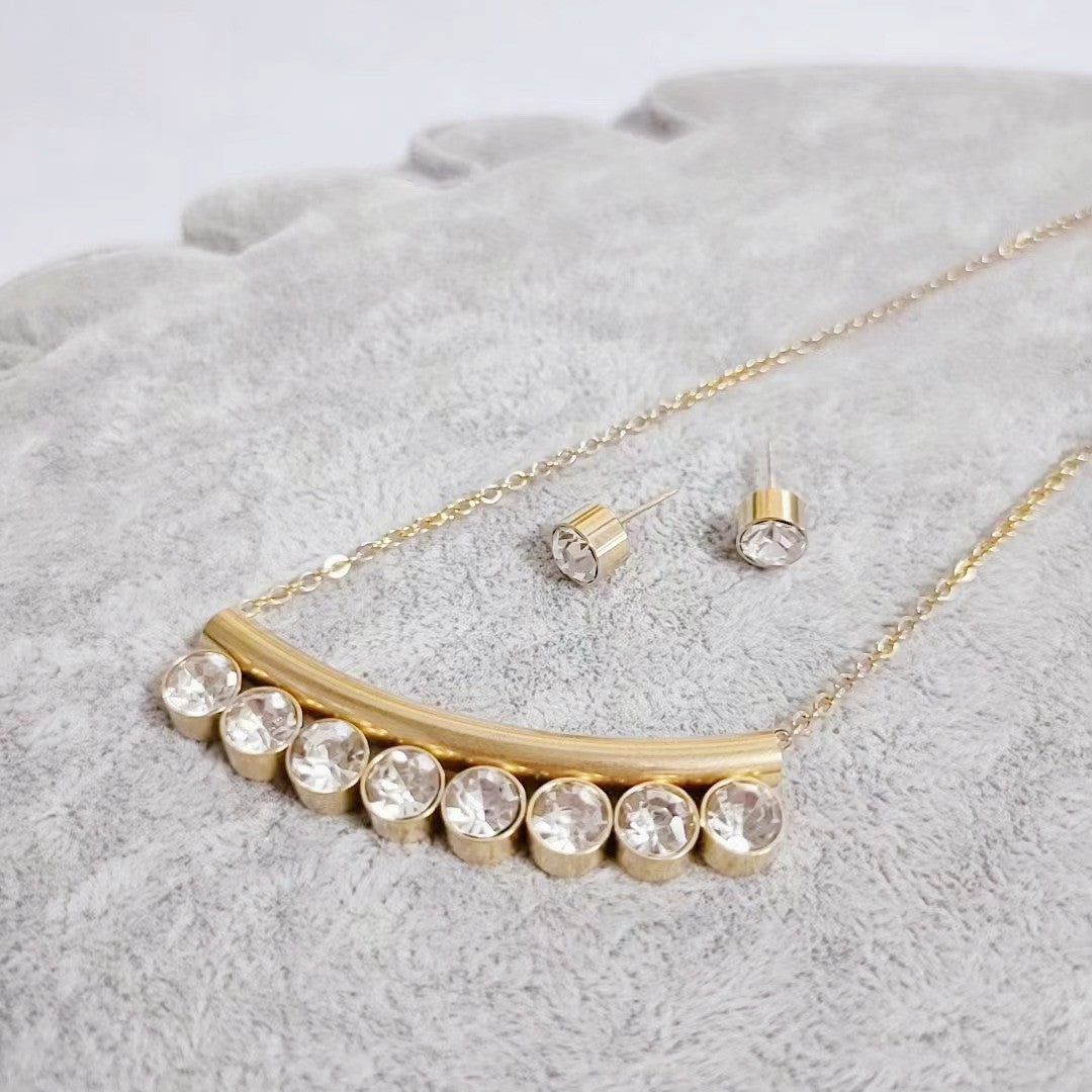 High Quality Color Protection Light Luxury Titanium Necklaces