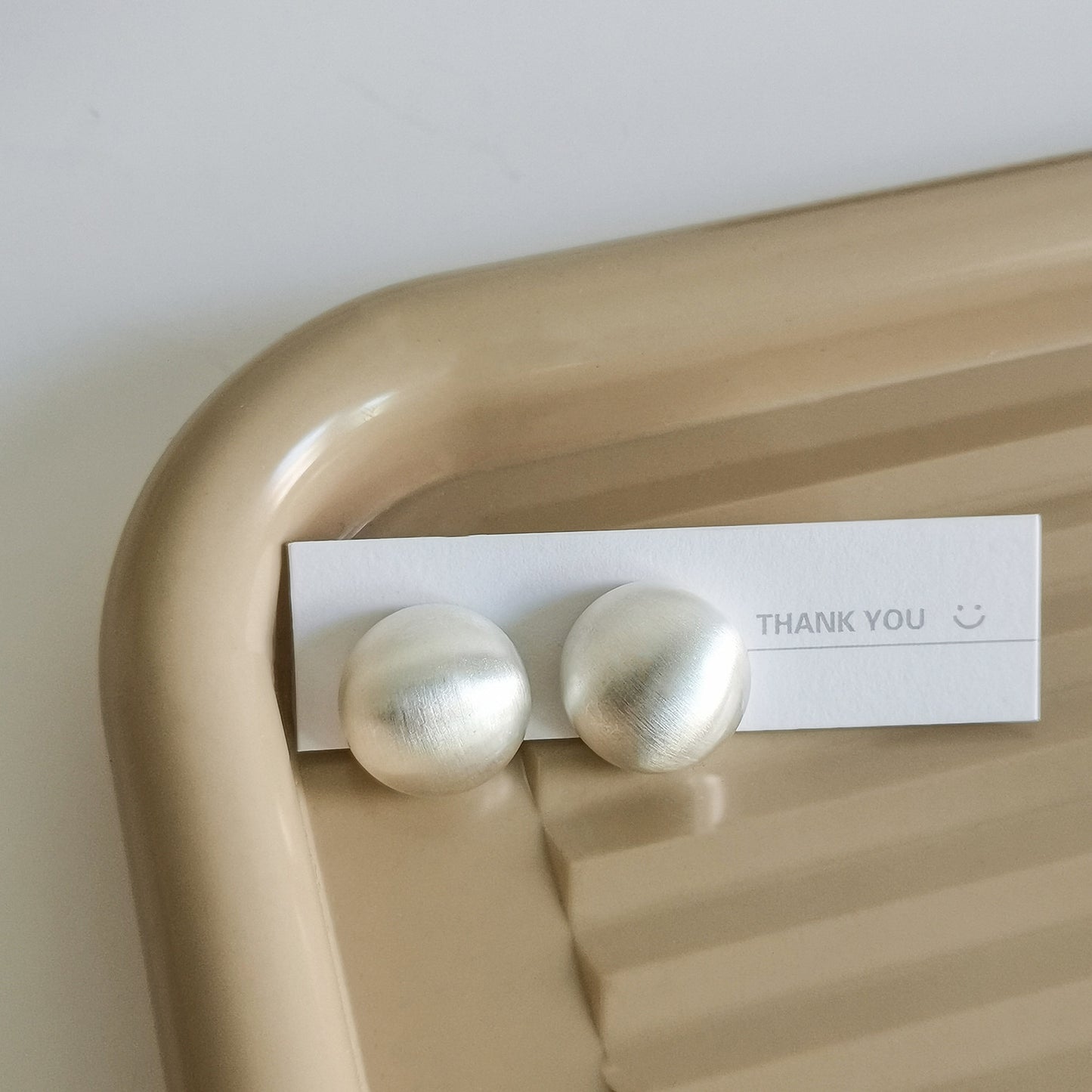 Women's Metal Brushed Frosted Ball Fashion Commuter High-grade Earrings