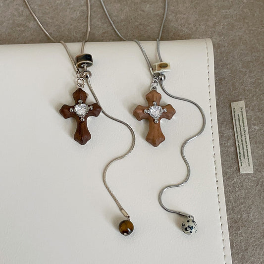 Women's Sense Heart-shaped Zircon Wooden Cross Pull Retro Personalized Fashionable Necklace