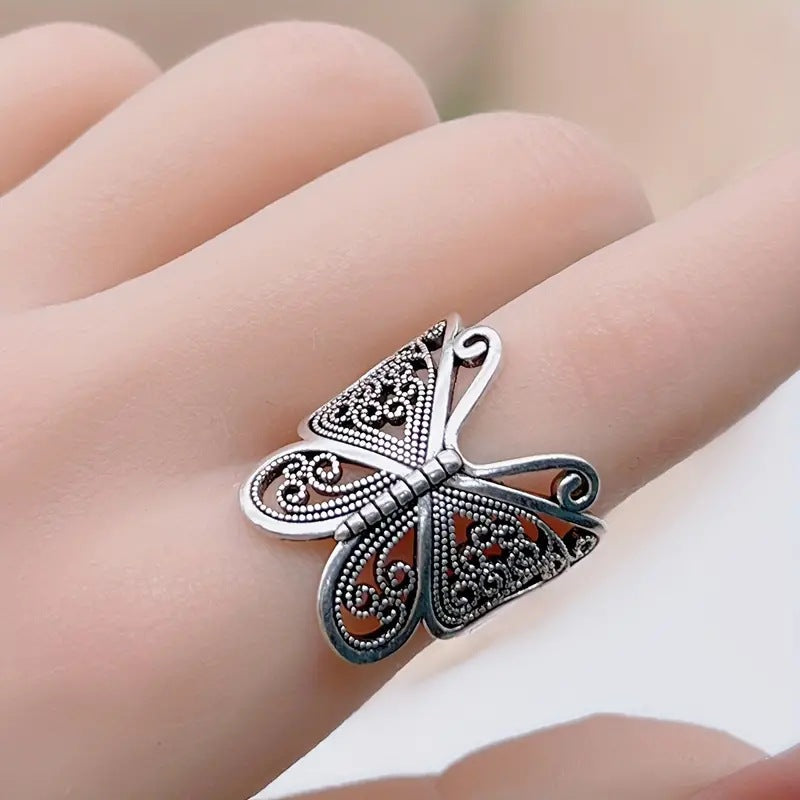 Coffee Billion Butterfly White Gold Color Hollow Retro Fashion Ring