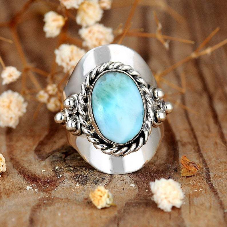 Attractive Innovative Sier Grid Bohemian Emerald Rings