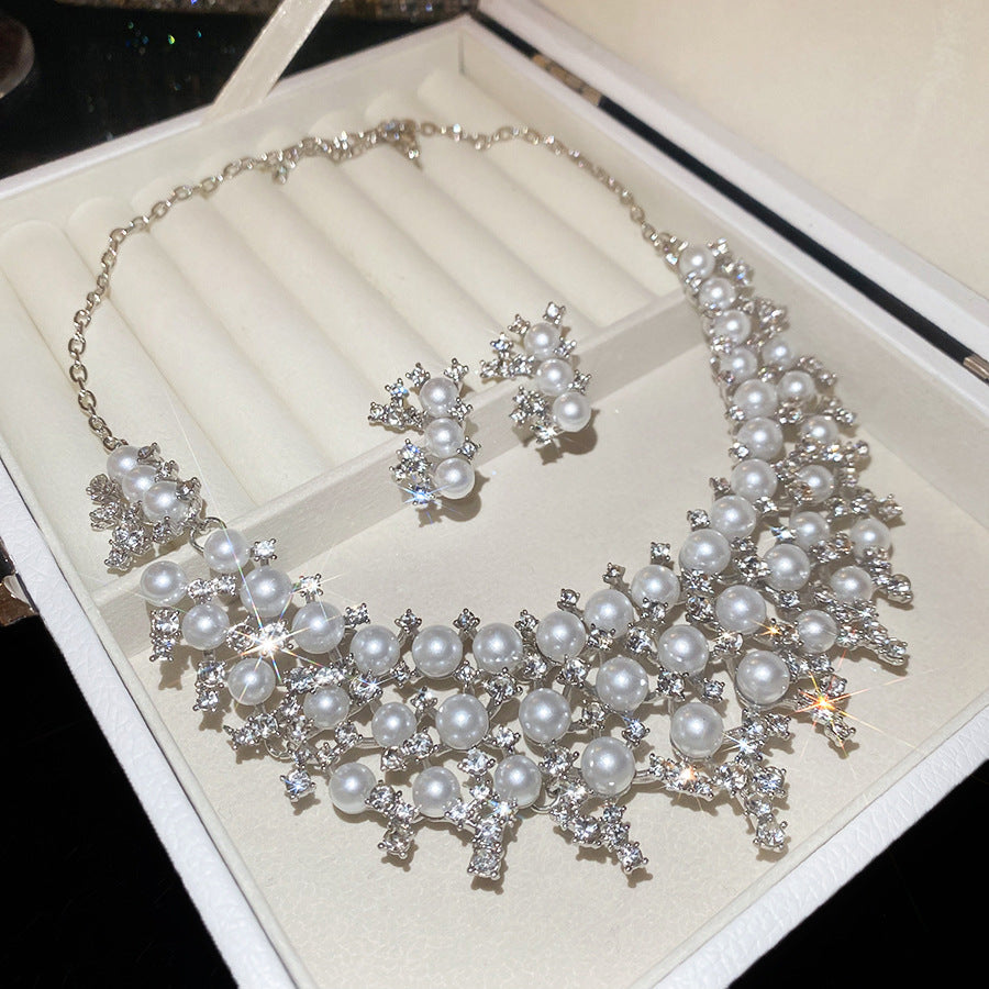 Ear Suit Light Luxury High-grade Dress Dinner Jewelry Set
