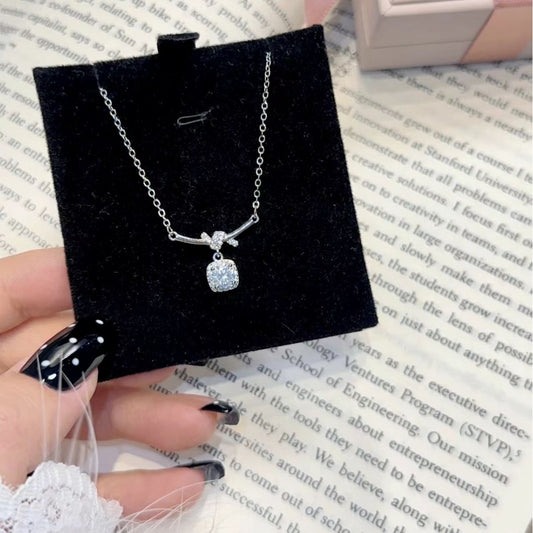Women's Cubic Sugar Zircon For Light Luxury Minority Titanium Steel Finely Necklaces