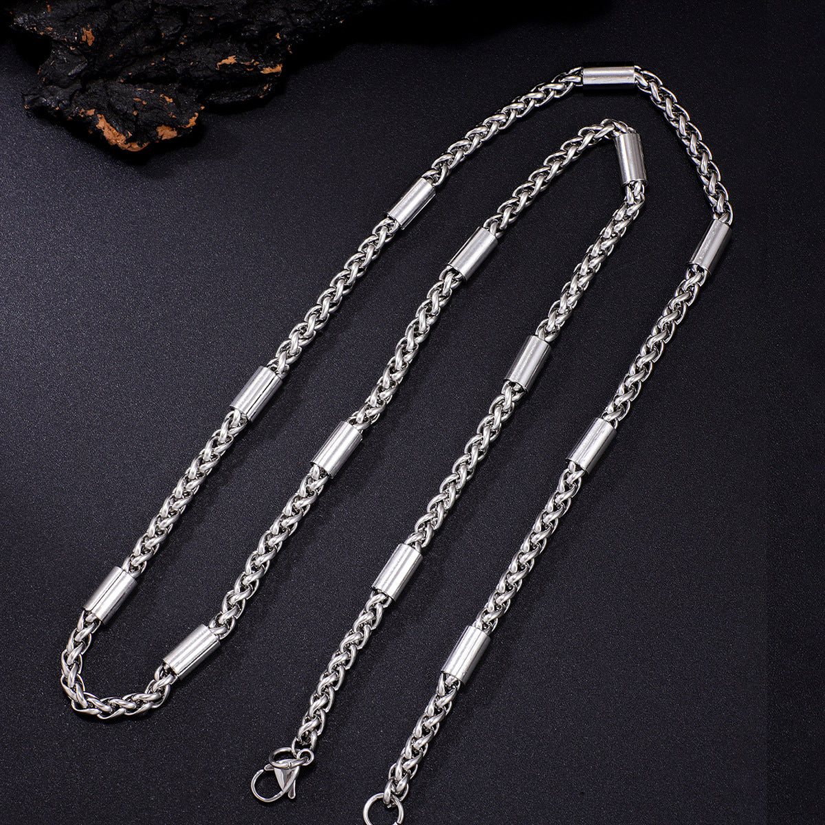 Men's Steel Embossed Cuban Link Chain Fashion Short Personality Street Necklace
